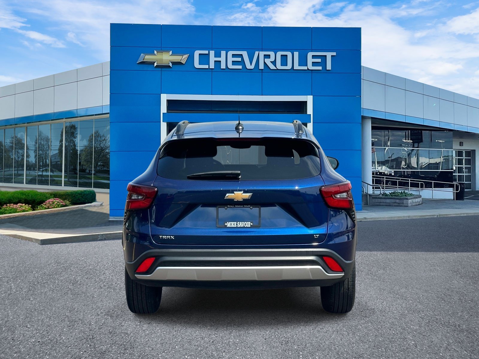 Certified 2024 Chevrolet Trax LT w/ Driver Confidence Package FWD image 4