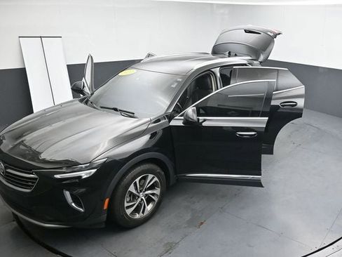 Used 2022 Buick Envision Essence w/ Technology Package I image 37