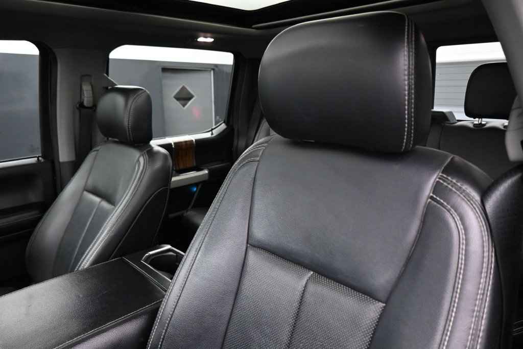 Used 2019 Ford F150 Lariat w/ Equipment Group 502A Luxury AWD/4WD image 14