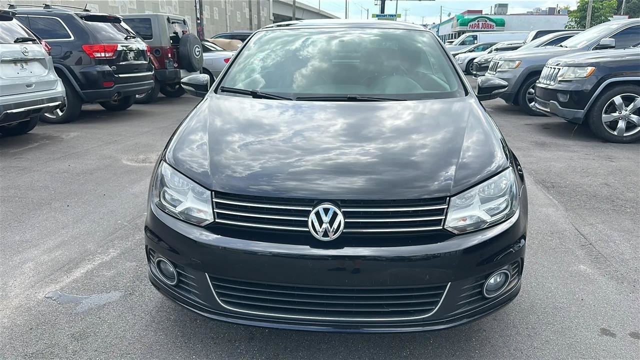 Used 2015 Volkswagen Eos Komfort FWD image 32