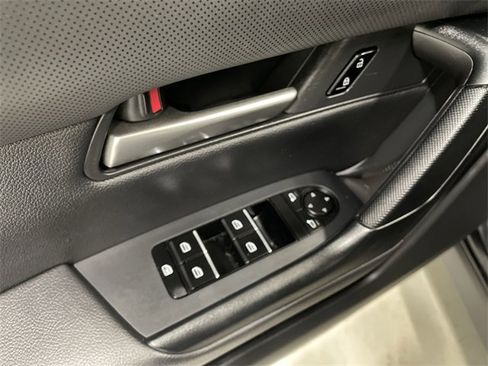 Used 2025 MAZDA CX-50 AWD 2.5 S w/ Preferred Package image 22