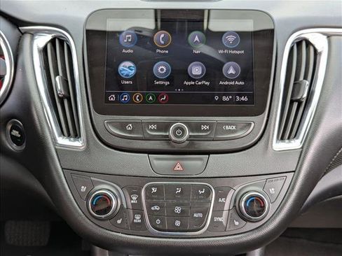 Used 2022 Chevrolet Malibu Premier image 11