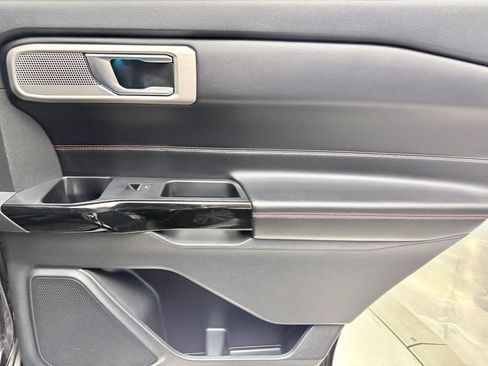 Used 2022 Ford Explorer ST-Line w/ Class IV Trailer Tow Package image 18