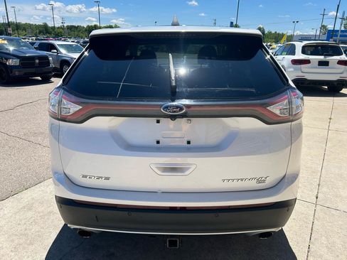 Used 2015 Ford Edge Titanium w/ Equipment Group 302A AWD/4WD image 8