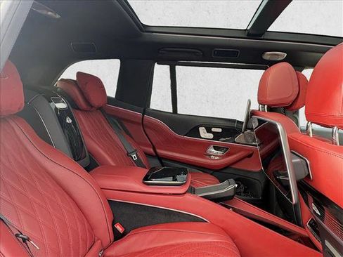 Certified 2025 Mercedes-Benz Maybach GLS 600 4MATIC image 20