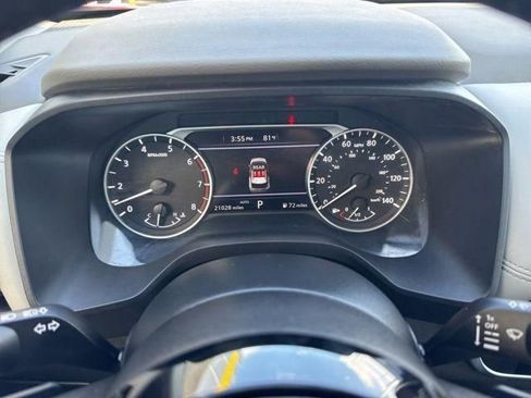 Used 2023 Nissan Rogue SV w/ SV Premium B Package image 27