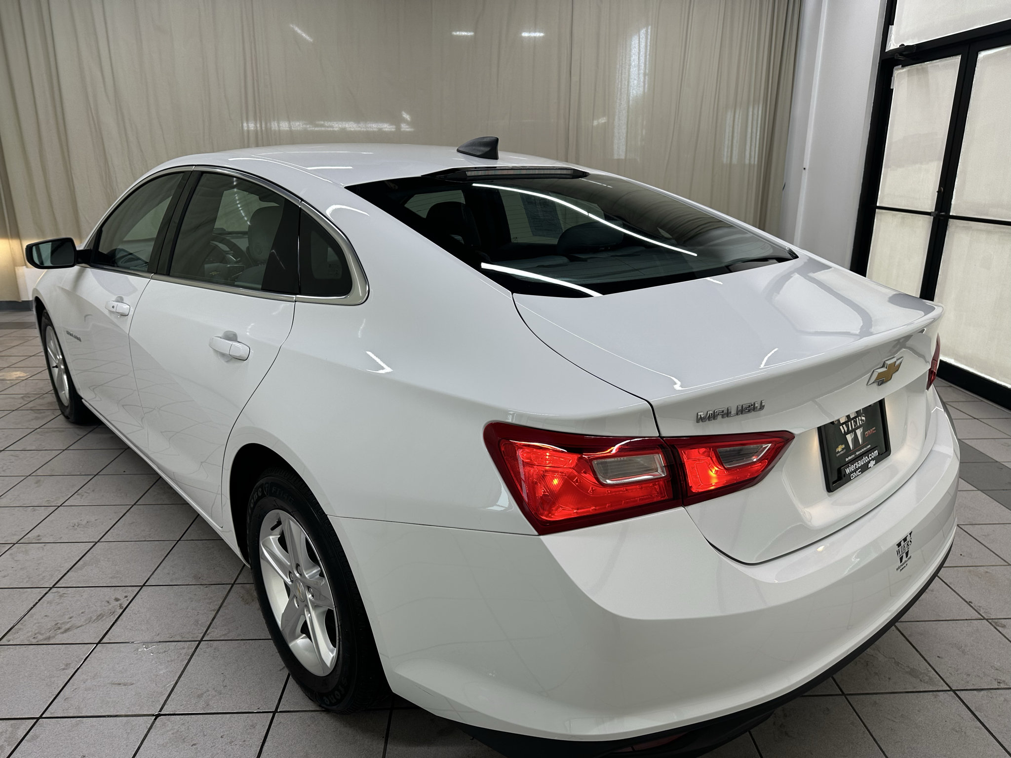 Certified 2022 Chevrolet Malibu LS w/ LPO, Convenience Package 1 FWD image 8