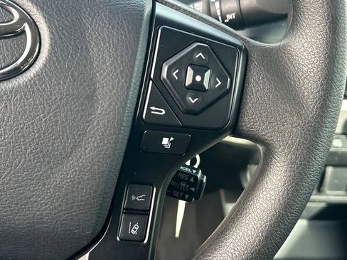 Used 2022 Toyota Tacoma SR image 19
