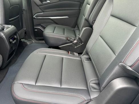 New 2026 Chevrolet Traverse Z71 w/ Enhanced Driving Package AWD/4WD image 24