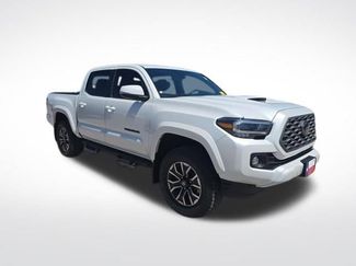 Used 2021 Toyota Tacoma TRD Sport w/ Technology Package video 1