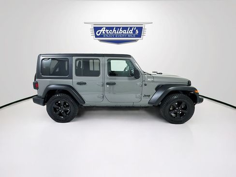Used 2019 Jeep Wrangler Unlimited Sport w/ Technology Group AWD/4WD image 9