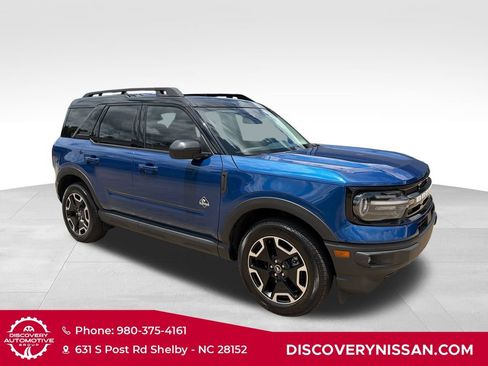 Used 2023 Ford Bronco Sport Outer Banks AWD/4WD image 4
