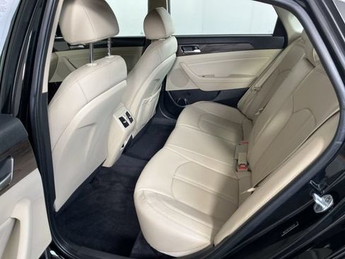 Used 2018 Hyundai Sonata Limited FWD image 12