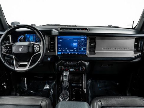 Used 2021 Ford Bronco First Edition image 12