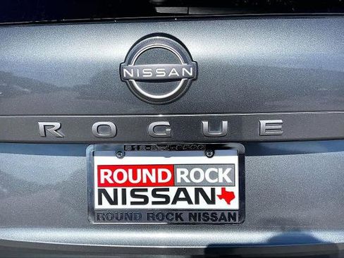 Certified 2024 Nissan Rogue SV image 10