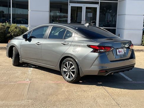 New 2025 Nissan Versa SV image 7