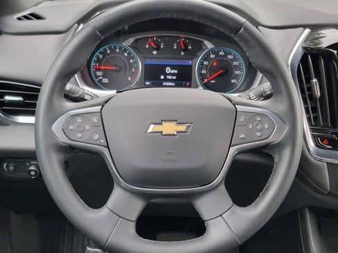 Used 2023 Chevrolet Traverse LT w/ LPO, Floor Liner Package FWD image 33