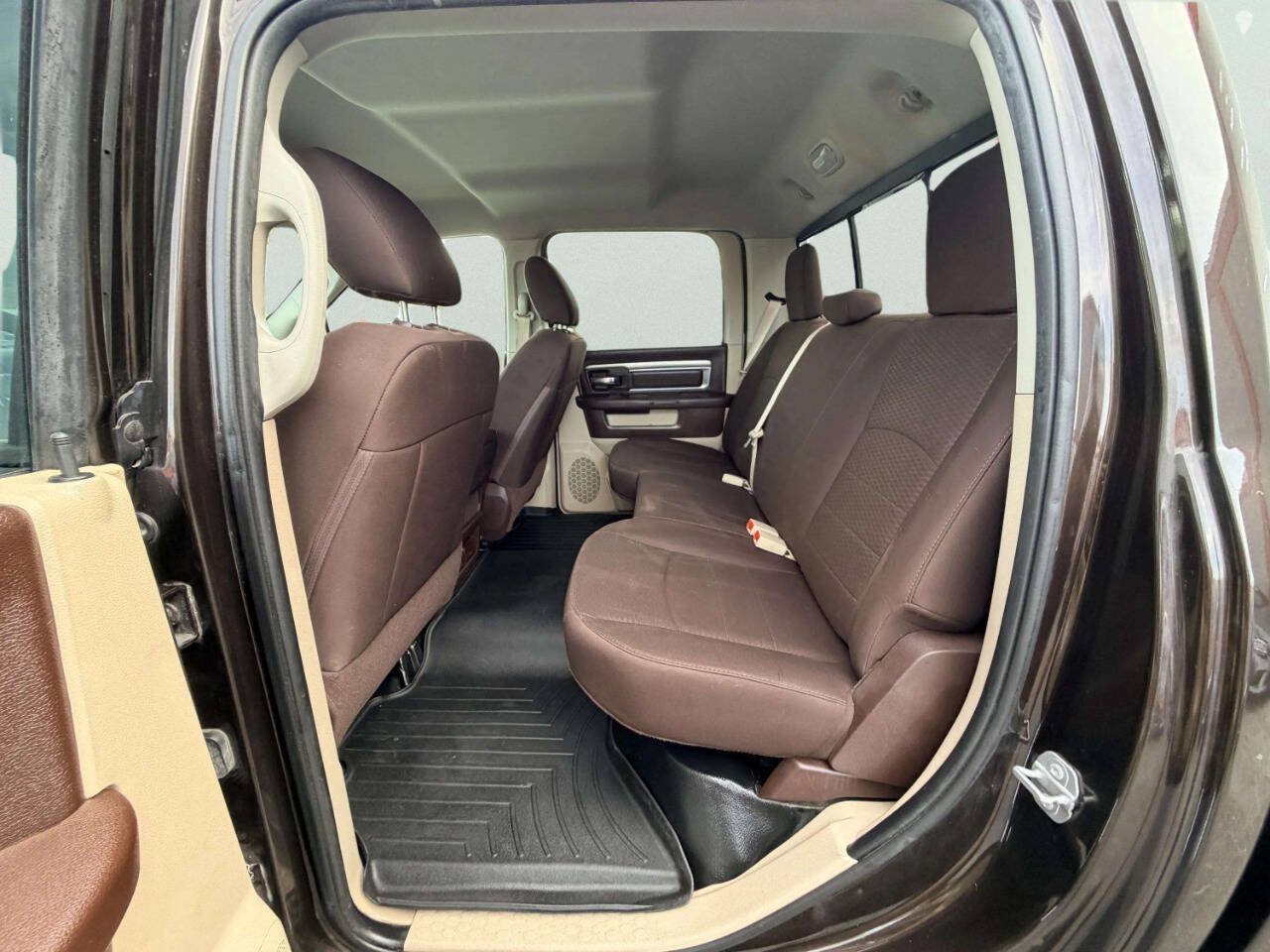 Used 2017 RAM 2500 SLT AWD/4WD image 20