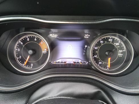 Used 2019 Jeep Cherokee Limited AWD/4WD image 15