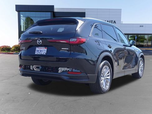 Used 2024 MAZDA CX-90 Plug-In Hybrid w/ Preferred AWD/4WD image 4