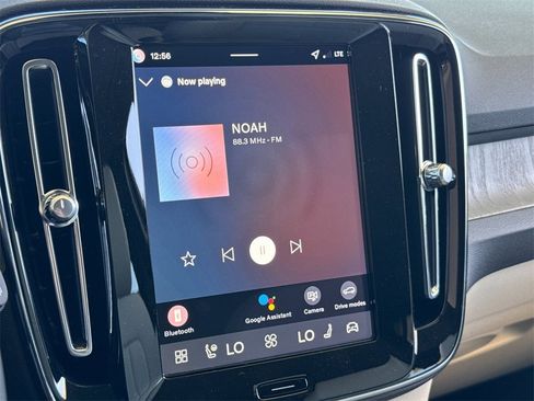 New 2026 Volvo XC40 B5 Ultra image 17