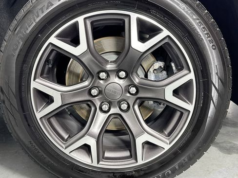 Used 2023 Jeep Wagoneer Series III w/ Preferred Equipment Group image 35