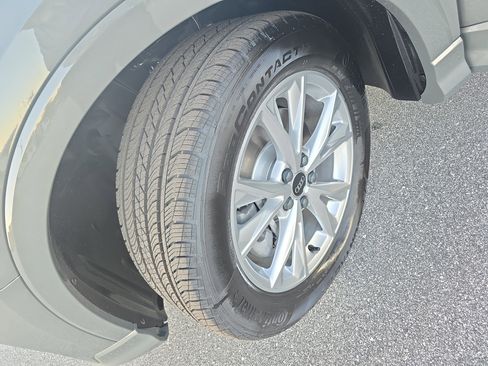 New 2025 Audi Q3 2.0T Premium image 30