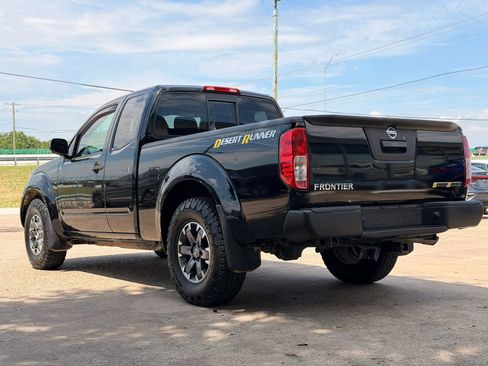 Used 2017 Nissan Frontier SV RWD image 5
