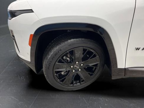 Used 2024 Jeep Wagoneer Launch Edition image 41