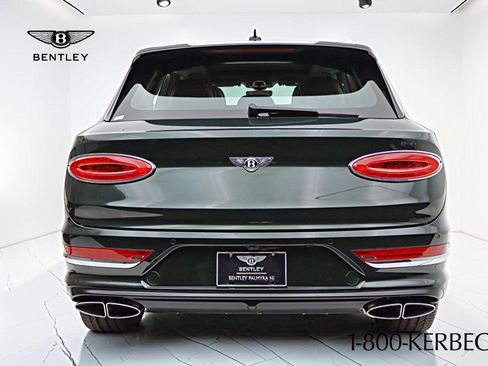 Certified 2023 Bentley Bentayga AWD/4WD image 9