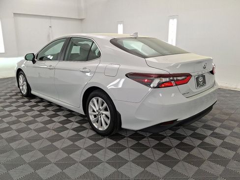 Used 2023 Toyota Camry LE FWD image 13