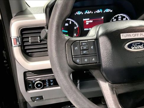 Used 2024 Ford F250 XL w/ STX Appearance Package AWD/4WD image 12