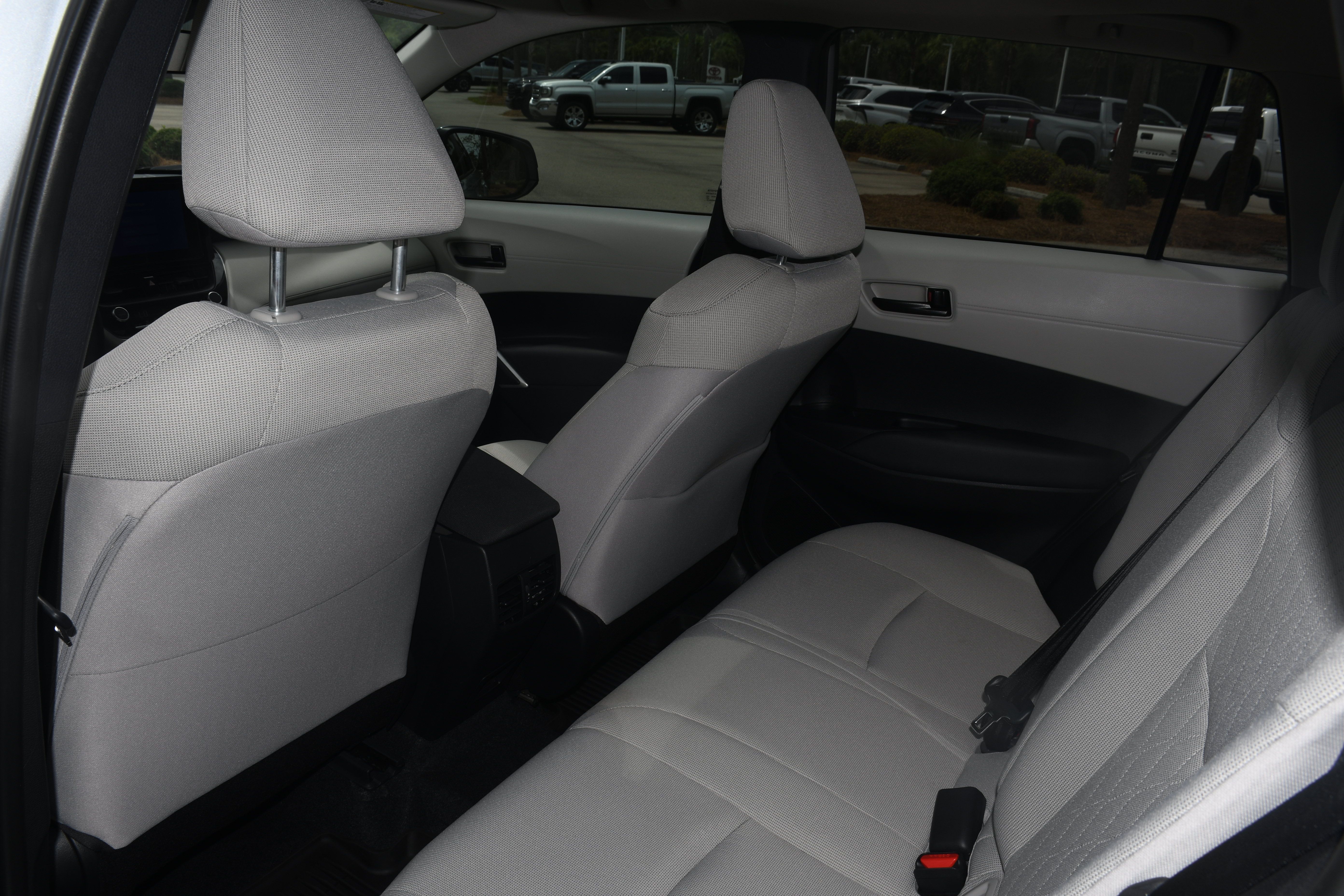 Certified 2025 Toyota Corolla Cross LE w/ Moonroof Package FWD image 15