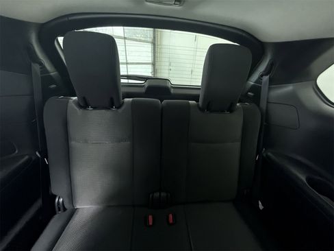 Used 2020 Nissan Pathfinder SV image 33