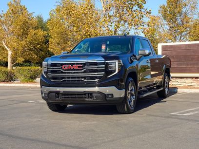 New 2026 GMC Sierra 1500 SLT w/ SLT Premium Plus Package