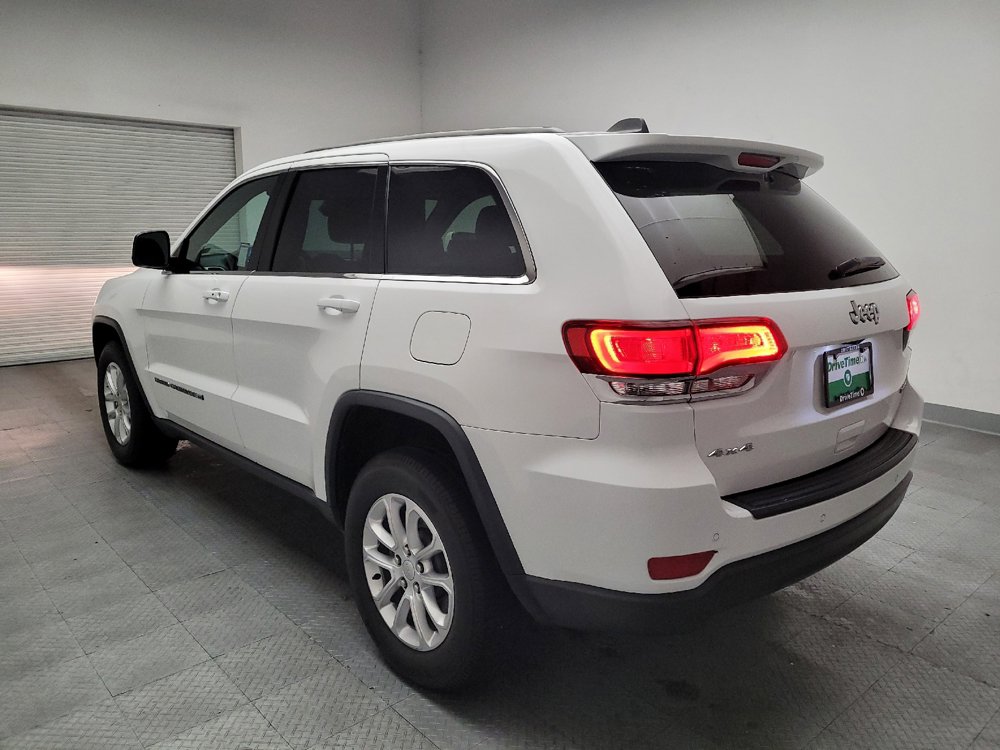 Used 2022 Jeep Grand Cherokee Laredo X AWD/4WD image 5