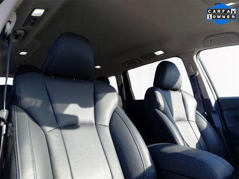 Used 2022 Subaru Ascent Limited image 15