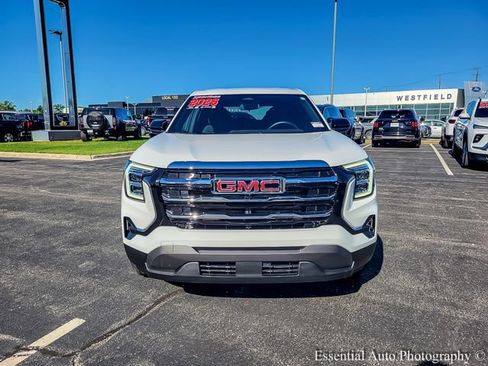 Certified 2026 GMC Terrain Elevation AWD/4WD image 4