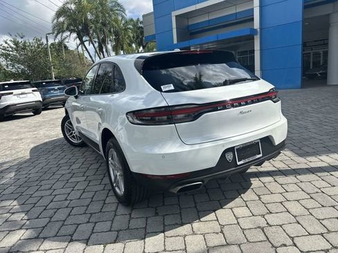 Used 2020 Porsche Macan AWD/4WD image 32