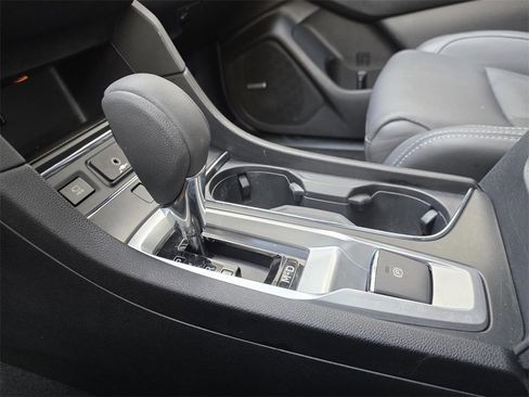 Used 2024 Subaru Ascent Limited w/ Technology Package image 30