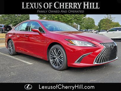New 2025 Lexus ES 300h w/ Premium Package