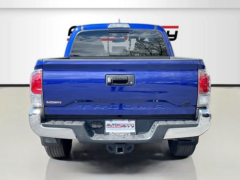 Used 2023 Toyota Tacoma TRD Off-Road image 6