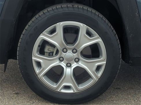 Used 2023 Jeep Renegade Limited w/ Sun/Sound Group image 10