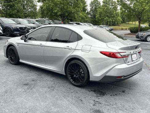 Used 2025 Toyota Camry LE FWD image 6