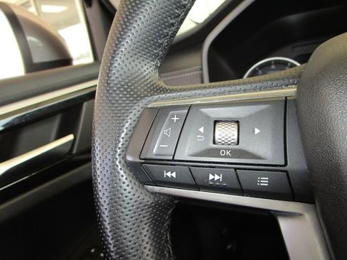 Used 2024 Mitsubishi Outlander SE image 29