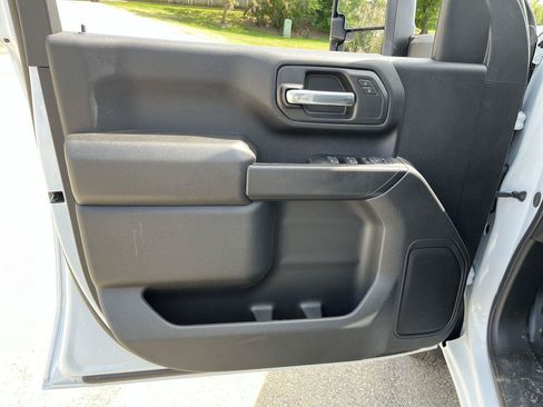 New 2026 GMC Sierra 3500 Pro w/ Convenience Package AWD/4WD image 7