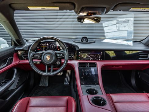 Certified 2023 Porsche Taycan RWD image 11