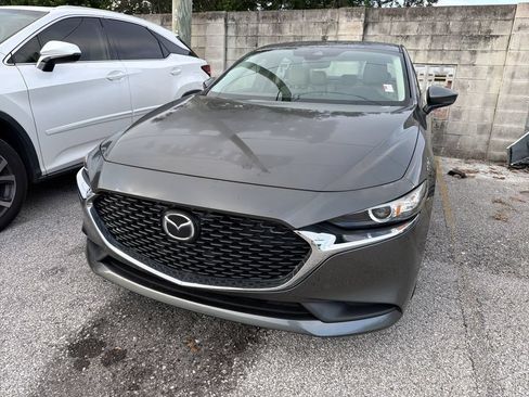 Used 2020 MAZDA MAZDA3 Sedan w/ Select Package FWD image 8