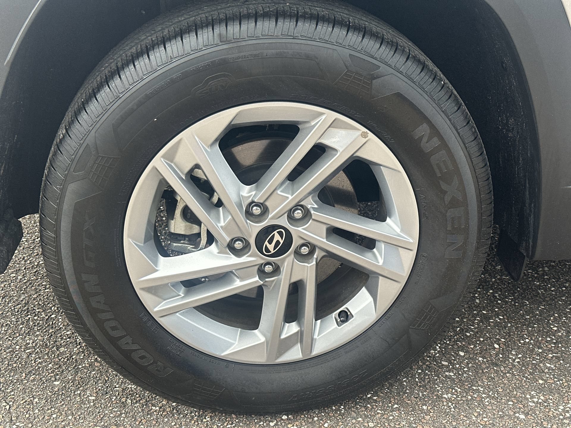 Used 2025 Hyundai Tucson SE FWD image 23