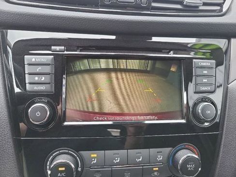 Used 2021 Nissan Rogue Sport S image 8